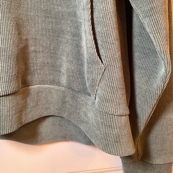 Negative Space Unisex Long Sleeve Ribbed Pull-Over Hoodie, Size Medium Green - Picture 2 of 7